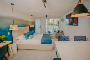 Condado Beach-Pool Front Jewel